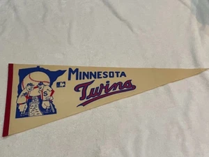 VINTAGE 1970's Minnesota Twins Full Size White Pennant, Harmon Killebrew, NICE! - Picture 1 of 3