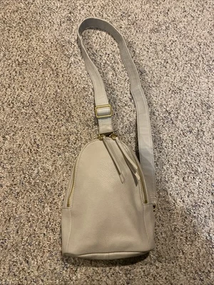 Hobo Fern Sling Bag Crossbody Adjustable Pebble Leather Brass Hardware - Image 1 of 4