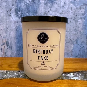 DW Home BIRTHDAY CAKE 2 Wick Richly Scented Candle 56 Hour Burn Time NEW - Picture 1 of 4