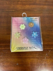 Crocs Shoe Charms 5 piece Set - Enlighten Flower - Picture 1 of 2