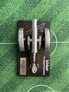 Torjägerkanone Signiert Lewandowski Torschützenkönig Trophäe Autogramm - Bild 1 von 5