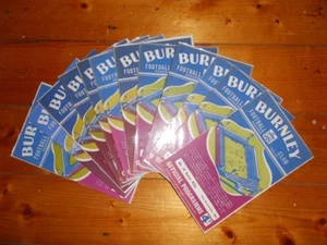 1960er Burnley FC Heim Fußball Programme - Ihre Wahl - KOSTENLOSER Versand - Bild 1 von 1