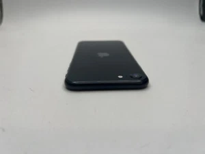 Apple iPhone SE (2022) - 64 GB - Midnight (Unlocked) - GOOD - Picture 1 of 5
