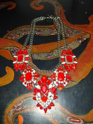 jeweled Ruby Red 5 Pendant costume jewelry necklace - Image 1 of 4