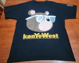 Camiseta De Colección 2008 Glow in the Dark Tour Kanye West Takashi Murakami L Rara - Imagen 1 de 10