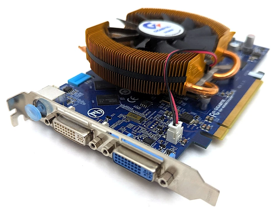GIGABYTE NVIDIA GeForce 8800 GT 512MB GDDR3 256-bit Graphics Card GV-NX88T512HP - Image 1 of 4
