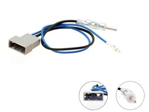Aerial Adaptor For Nissan 370Z Roadster Cube Elgrand Juke Antenna DIN CT27AA75 - Picture 1 of 1