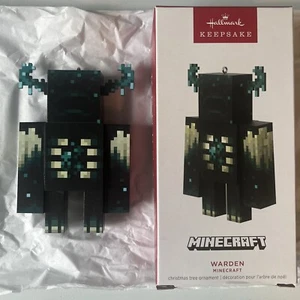 Minecraft Warden Ornament Hallmark Keepsake 2023 Glowing Light Up Heart - Picture 1 of 7