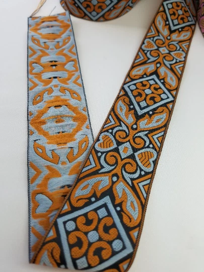 Heart Deco woven 1 1/2 inches wide sold by the yard - Image 1 of 1