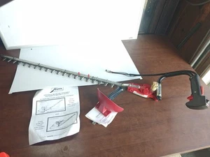 Mantis 30 Inch Hedge Trimmer Attachment Model #2230 SAHM Complete Unused NOS - Picture 1 of 21