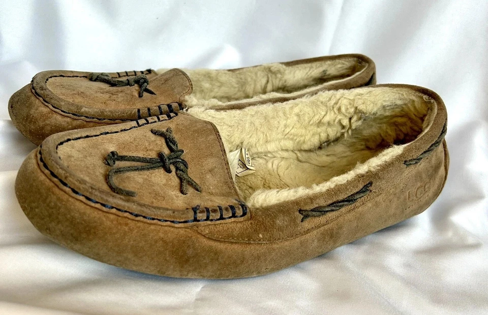UGG Brett Womens 12 Men’s 10 - 1005531 Tan Leather Moccasins Slippers - Image 1 of 4