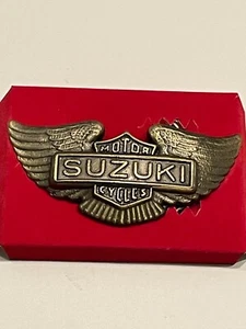 SUZUKI MOTORCYCLES Brass Belt Buckle with Original box - Picture 1 of 7