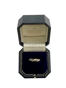 Diamond Ring 9ct Gold Diamond Wave Style Twist Pave Ring - Size N 1/2 - Picture 1 of 20