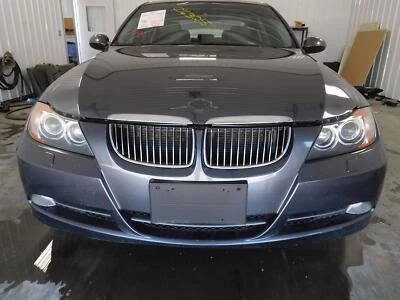 Parrilla superior izquierda usada se adapta a: BMW 330I SDN 2006 parachoques superior montado borde cromado Foto 1 de 4