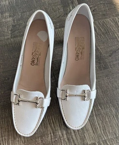 Salvatore Ferragamo Leather Heels White Loafers Shoes 3" Buckle Pumps Size 8 - Picture 1 of 8