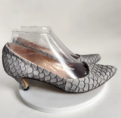 All Black Brand Size 7 37.5 Pumps Textured All Leather Pointy Toe Low Heels Gray - Image 1 of 4