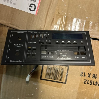 Cadillac Radio Deville 1991 placa frontal Foto 1 de 2