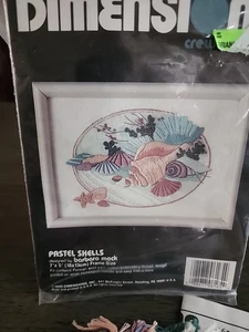 Vintage Dimensions 1990 Pastel Shells #6165 Barbara Mock 7x5 Crewel Kit Open Package - Bild 1 von 7