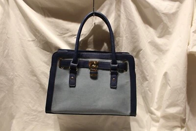 Charming Charlie сумочка, большой с внутренними карманами. Топ на молнии. Б/у - Изображение 1 из 4