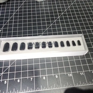 Manicura pop-on reutilizable uñas estáticas - habitación oscura redonda - Imagen 1 de 3