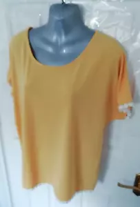 Nina Leonard Ladies Size M Yellow White Lace Trims Stretchy Shift Blouse Top - Picture 1 of 9