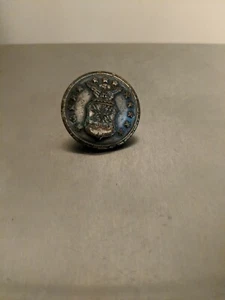 Vintage Button ~ US Air Force ~Eagle Metal Shank ~ L R Metal Prod Corp, Bronx NY - Picture 1 of 5