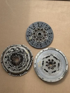 MAZDA CX-5 , 6 GJ GL 2012 - 2017 FLYWHEEL 2.2 DIESEL SKYACTIV MANUAL SH01-16610 - Picture 1 of 4