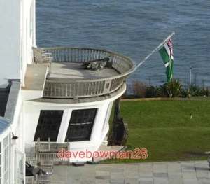 PHOTO BURGH ISLAND HOTEL - CAPTAINS CABIN SALVAGED FROM THE GANGES THIS UNUSUAL - Picture 1 of 1