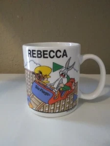 SECHS FLAGGEN (REBECCA) KAFFEETASSE/BECHER 12 OZ SAMMLER LOONEY TUNES - Bild 1 von 4