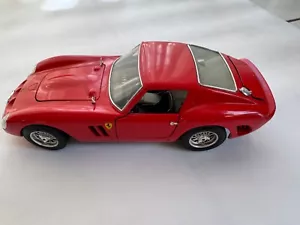 Ferrari 250 GTO 1962 in rot, Burago 1:18 - Bild 1 von 12
