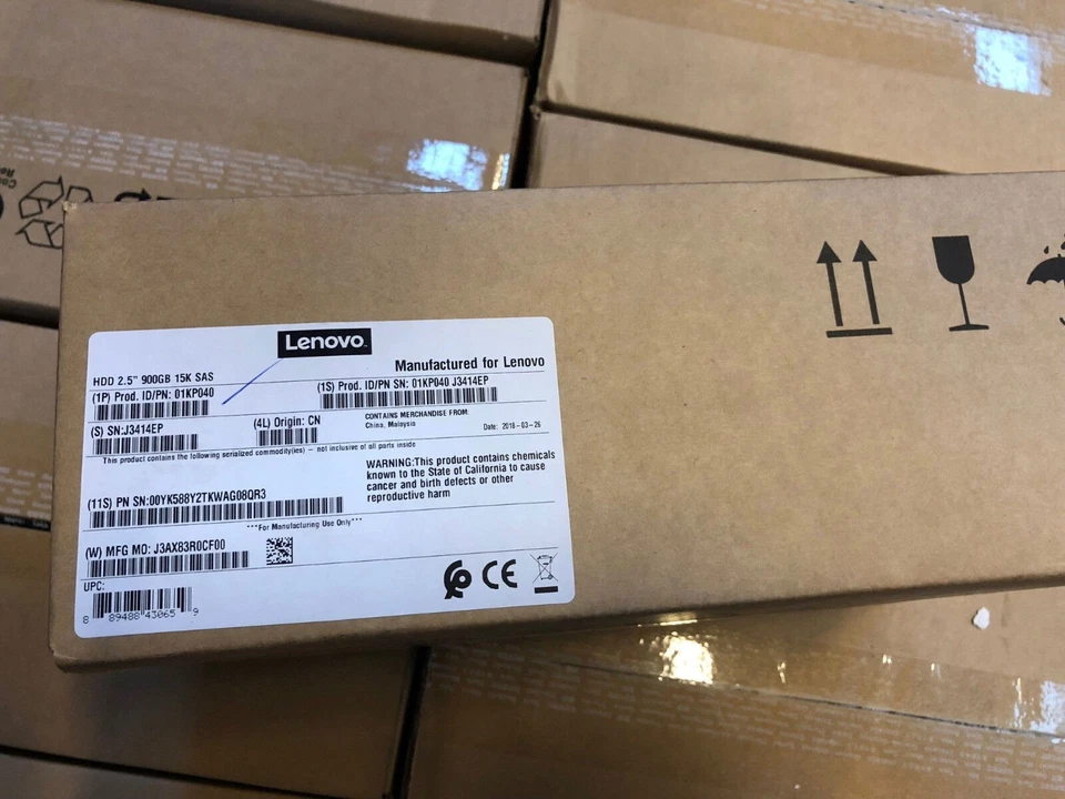 Lenovo 900GB 15K 01KP042 01KP040 01KP044 2.5" SAS Storage HDD For DS6200 DS4200 - Image 1 of 1