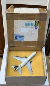 Kit Built? 1/200 McDonnell Douglas DC10-30 British Caledonian Airways Model - Picture 1 of 16