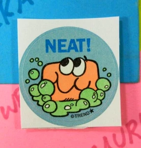 Pegatina Trend Retro Jabón Perfumado Limpio Arañazos y Olfatos - Imagen 1 de 3