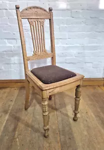 Antique vintage carved oak bedroom / hall / occasional chair - Picture 1 of 17
