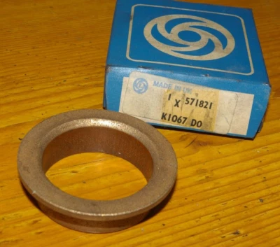 Range Rover Classic Bushing Front Wheel Hub / Swivel Pin Original LR 571821 NOS! - Image 1 of 2