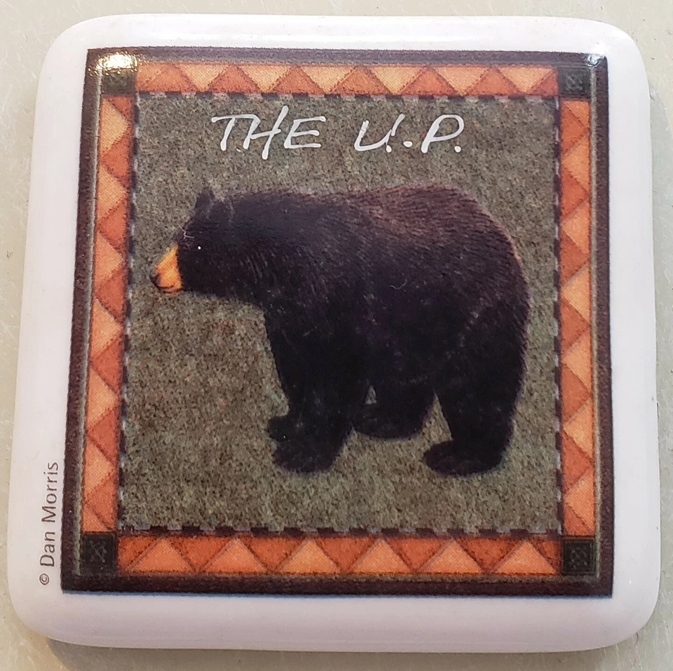 OSO NEGRO Imán de Cerámica - Península Superior de Michigan Recuerdo - 2" x 2" Foto 1 de 1