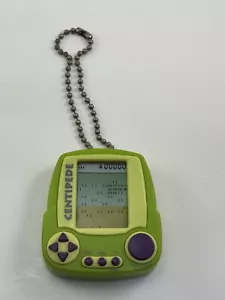 Juego Llavero Portátil LCD Entretenimiento Centipede MGA 1999 De Colección PROBADO FUNCIONA - Imagen 1 de 4