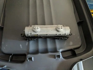 Lionel Postwall Sunoco Tank Car - Picture 1 of 2