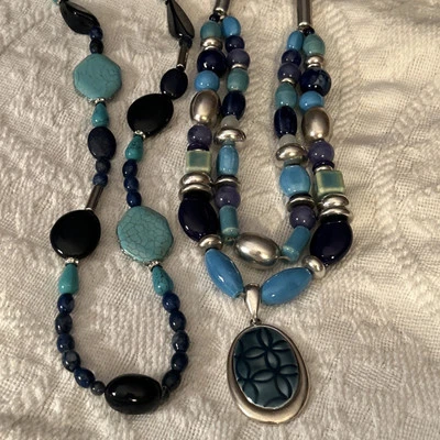 Collares Chicos azul y turquesa llamativos. Doble filamento y un solo filamento. Foto 1 de 4