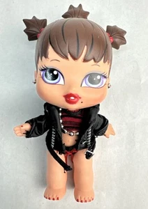 Bratz Roxxi Dolls Twiins 2004 (5”tall) - Picture 1 of 7
