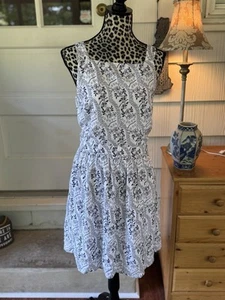 Ann Taylor Loft Floral Cutout Back Fit & Flare Dress Sz 10 Sleeveless Blue White - Afbeelding 1 van 12