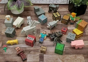 Minecraft Toy Lot of 28 Pieces Mini Figures, Animals Insects Blocks - Picture 1 of 7