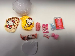 Neu MGA MiniVerse Make it Mini Essen Rosa Hello Kitty Früchtetee Boba Schmuckstück - Bild 1 von 2