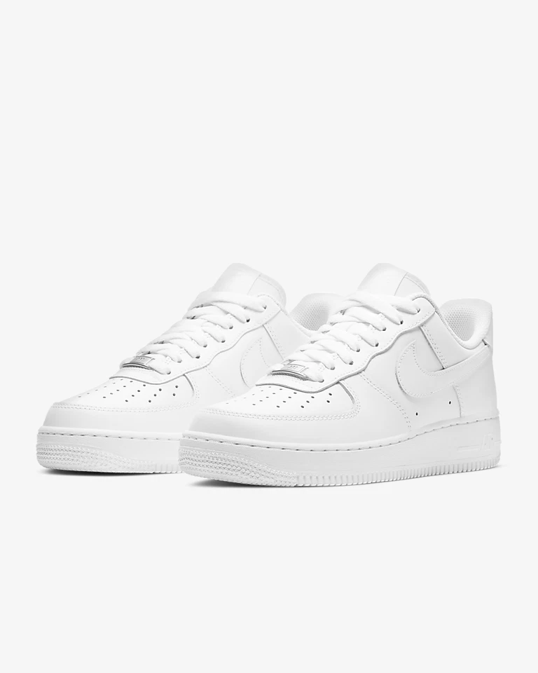 Nike Air Force 1 Low Triple White ‘07 BRAND NEW, MEN AND WOMEN SIZES. - Image 1 of 4
