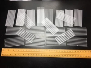 Lámina de techo de hierro corrugado Juweela 1/35, 1/32 - transparente (plástico) 30 un. - Imagen 1 de 1