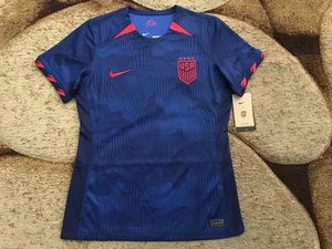 Nike USWNT 4 Sterne Fußballtrikot Damengröße Medium schmale Passform blau rot neu mit Etikett $ 95,00 - Bild 1 von 6