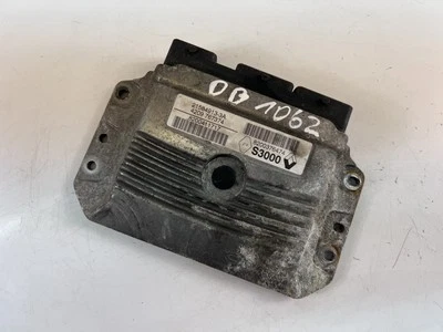 Centralina motore RENAULT MODUS / GRAND MODUS F/JP0 ECU 8200411717 27714785 - Immagine 1 di 4