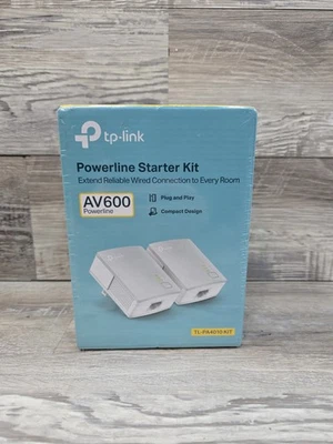 TP-Link TL-PA4010 KIT AV600 600Mbps Powerline Ethernet Adapter Starter Kit NEW - Image 1 of 4