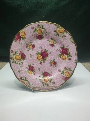 ROYAL ALBERT OLD COUNTRY ROSES DUSKY PINK LACE 8" SALAD PLATE - Image 1 of 4