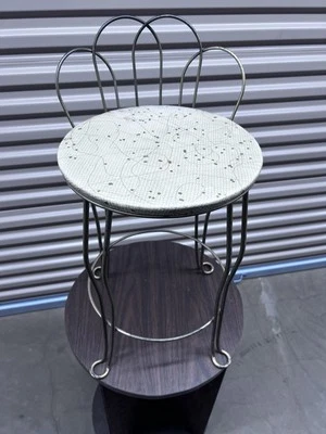 Vintage MCM Hollywood Regency Gold Wire Vanity Stool Atomic - Image 1 of 3